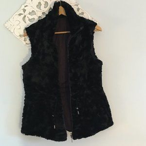 Reversible Down / Faux fur vest